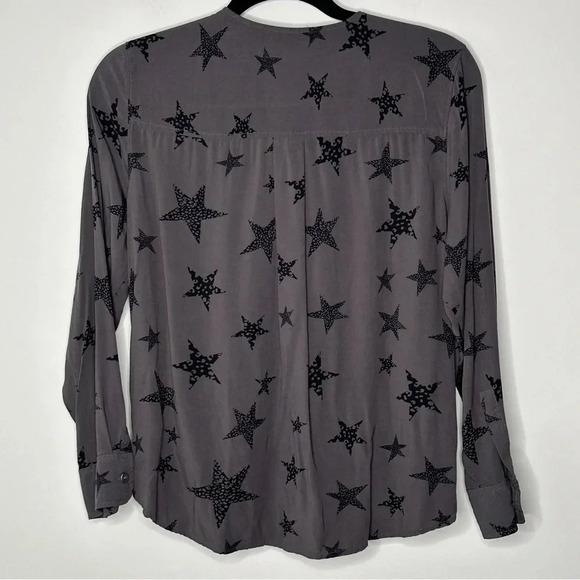 Rails Medium Hillary Charcoal Cheetah Stars Blouse Top Preppy Classic Neutral - Picture 13 of 14